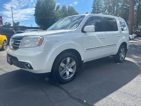 Used 2014 Honda Pilot Touring image 1
