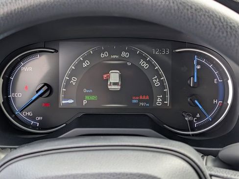 Certified 2025 Toyota RAV4 LE image 20