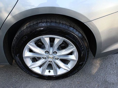Used 2024 Chevrolet Malibu LT FWD image 4