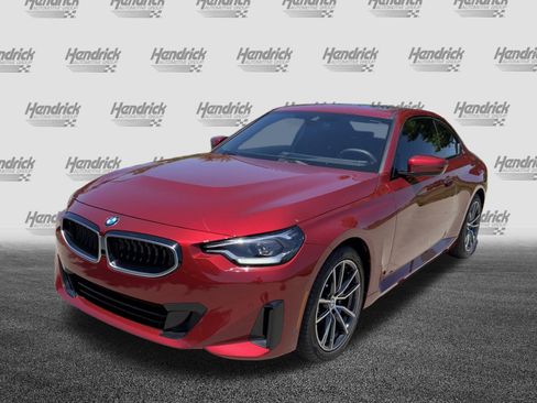 Certified 2025 BMW 230i xDrive Coupe w/ Convenience Package AWD/4WD image 5