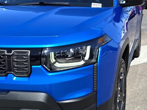 New 2026 Jeep Cherokee Laredo image 8