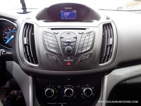 Used 2014 Ford Escape SE image 11