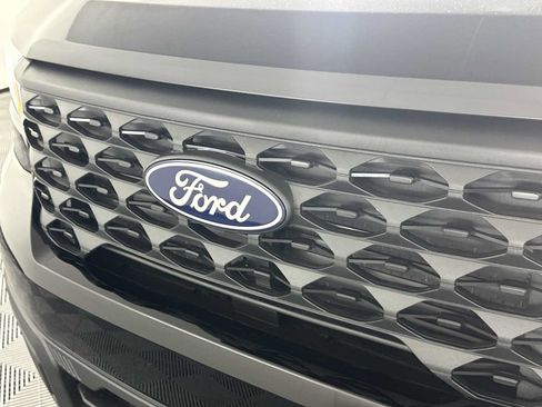 Used 2026 Ford Maverick XL w/ 4K Tow Package AWD/4WD image 12
