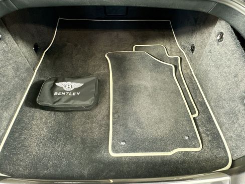 Certified 2017 Bentley Flying Spur S W12 image 28