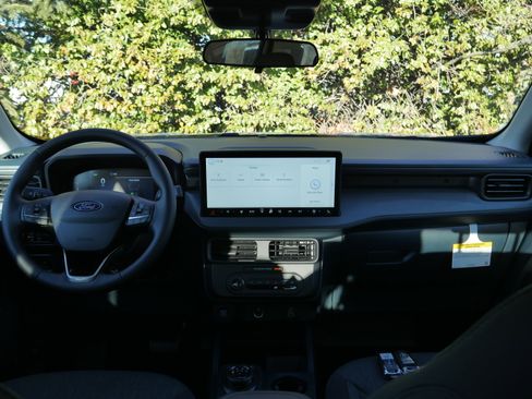 New 2026 Ford Maverick XLT w/ Equipment Group 301A image 8