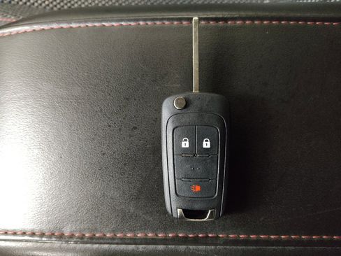 Used 2015 Chevrolet Equinox LT image 32