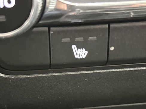 Used 2025 MAZDA MAZDA3 s image 17