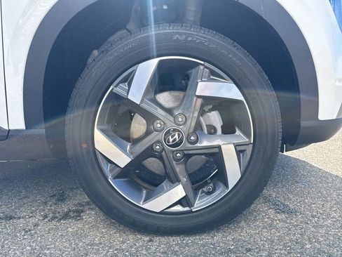 Certified 2026 Hyundai Venue SEL image 49