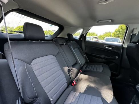 Certified 2023 Ford Edge SE w/ Black Appearance Package AWD/4WD image 38