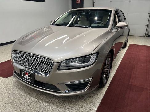 Used 2019 Lincoln MKZ Premiere image 5