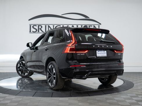 New 2026 Volvo XC60 T8 Plus w/ Protection Package Premier image 28