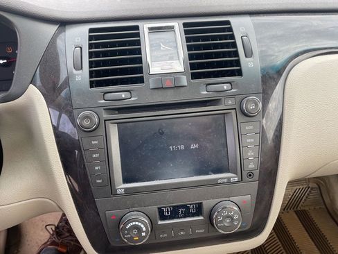 Used 2010 Cadillac DTS Premium w/ Driver Awareness Package image 15