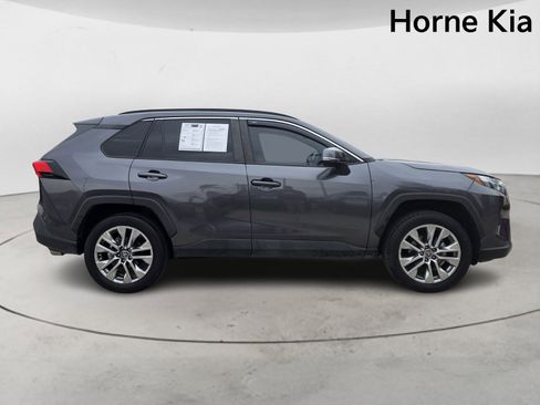 Used 2024 Toyota RAV4 XLE Premium image 3