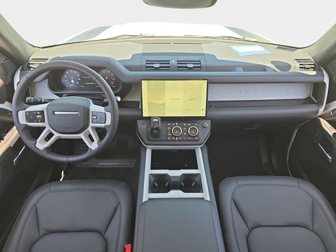 New 2026 Land Rover Defender 130 S AWD/4WD image 9