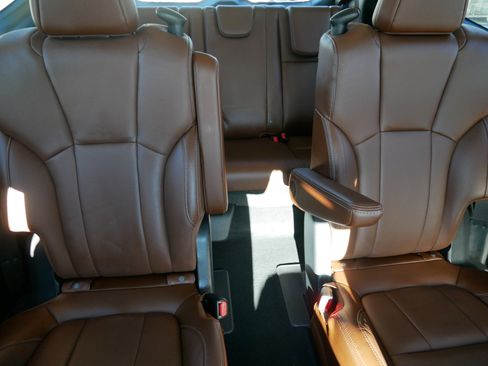 Used 2023 Subaru Ascent Touring image 13