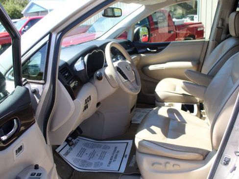 Used 2013 Nissan Quest LE FWD image 7