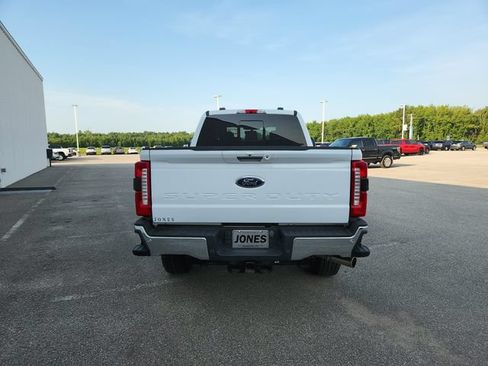 Used 2023 Ford F250 Lariat w/ Chrome Package AWD/4WD image 8