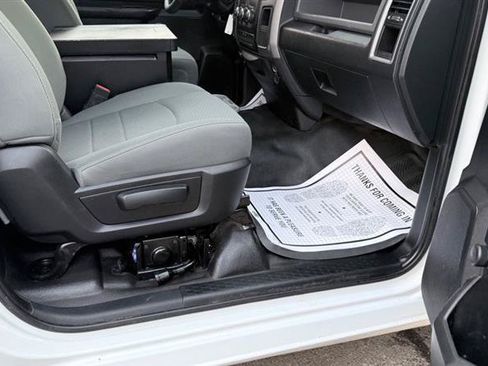 Used 2015 RAM 2500 Tradesman w/ Popular Equipment Group RWD image 21