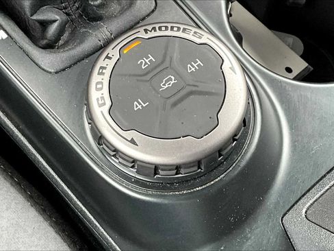 Certified 2024 Ford Bronco Black Diamond image 30