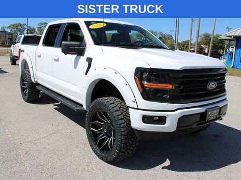 Used 2024 Ford F150 XLT w/ XLT Black Appearance Package image 15