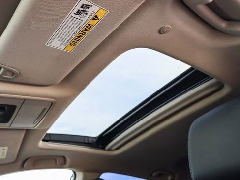 Certified 2024 Honda Accord Touring image 28
