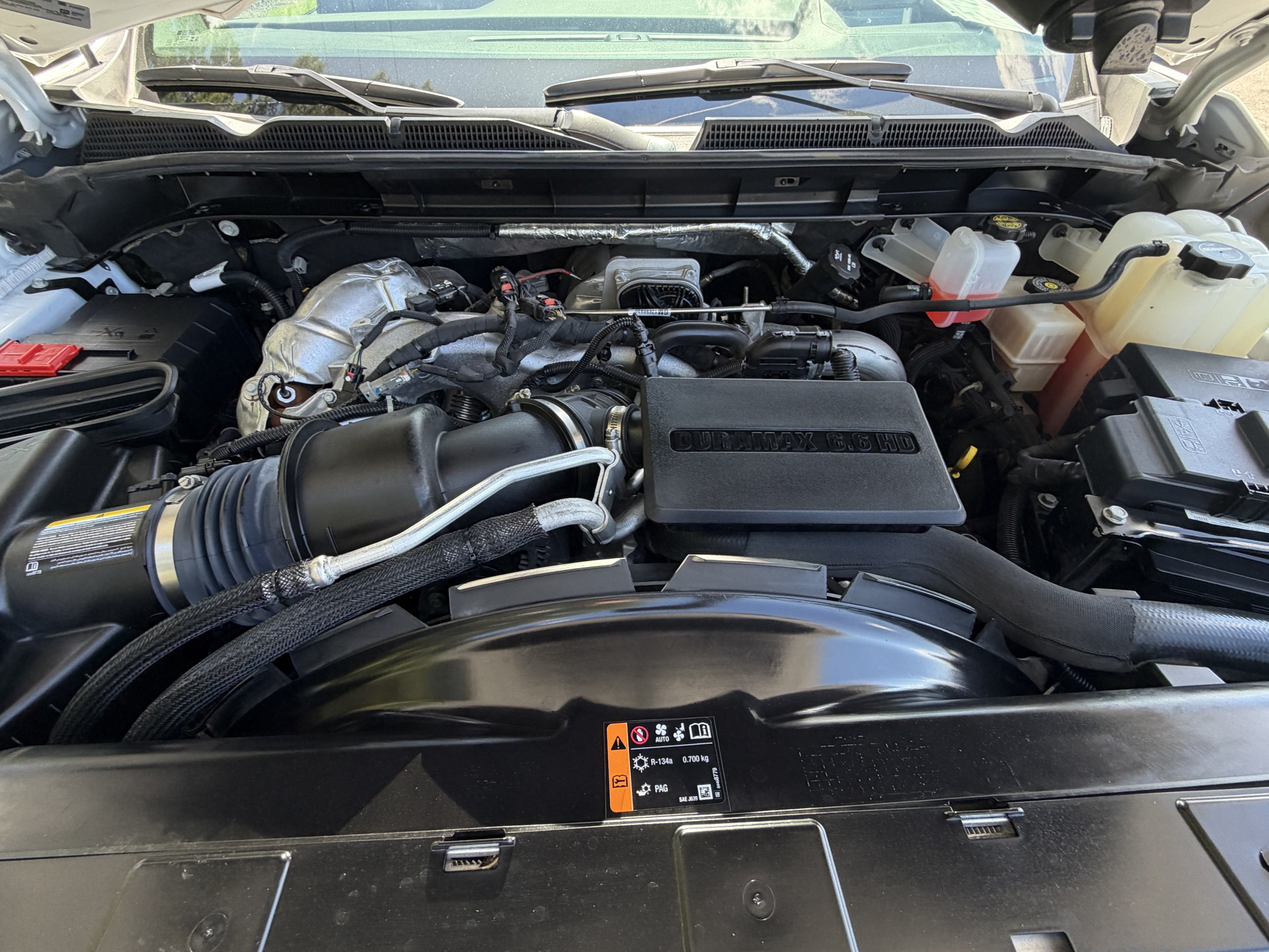 Used 2024 GMC Sierra 2500 AT4 w/ AT4 Premium Plus Package AWD/4WD image 12