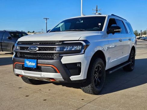 Used 2024 Ford Expedition Timberline image 2