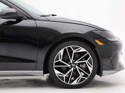 Used 2023 Hyundai Ioniq 6 SEL image 4