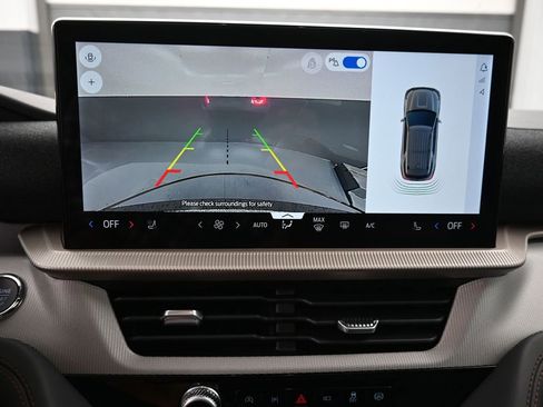 New 2026 Ford Explorer Active image 35