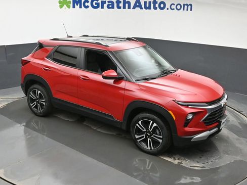 New 2026 Chevrolet TrailBlazer LT w/ Convenience Package image 3