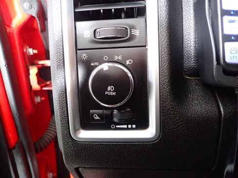 Used 2018 RAM 2500 Power Wagon image 25