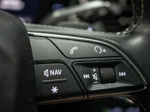 Used 2018 Audi SQ5 Premium Plus image 16