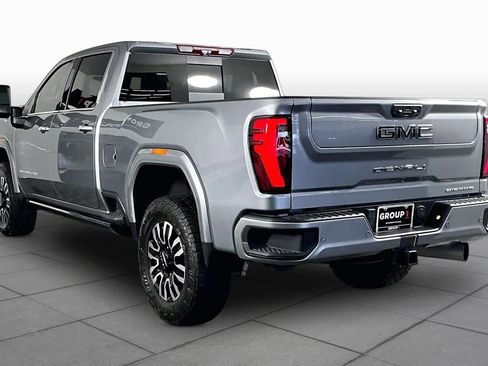Certified 2025 GMC Sierra 2500 Denali Ultimate w/ Max Trailering Package AWD/4WD image 12