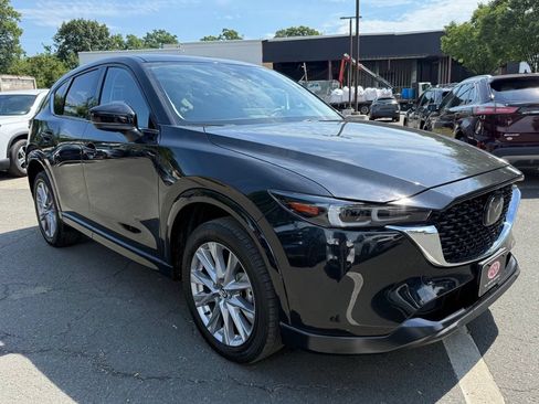 Used 2024 MAZDA CX-5 AWD 2.5 S w/ Premium Package image 4