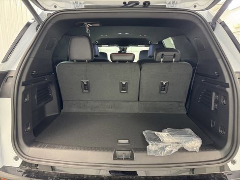 New 2026 Chevrolet Traverse RS image 23