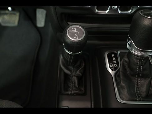 New 2026 Jeep Gladiator Sport image 11