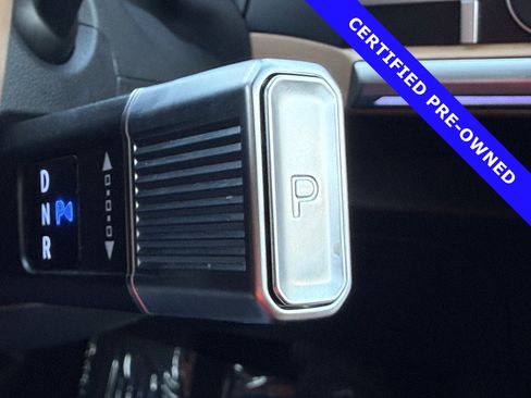 Used 2025 Hyundai Santa Fe Limited image 33