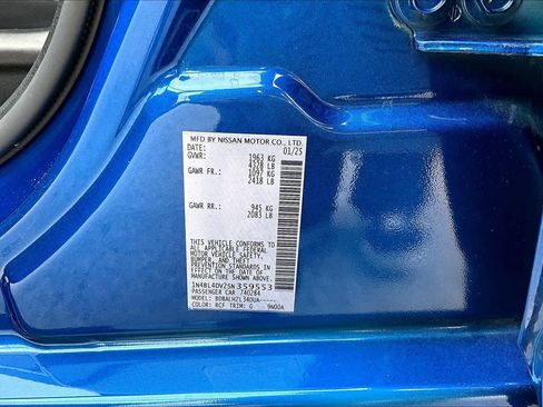 Used 2025 Nissan Altima 2.5 SV FWD image 37