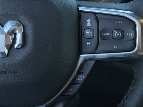 New 2026 RAM 1500 4x4 Quad Cab image 23
