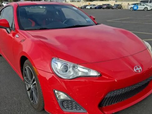 Used 2013 Scion FR-S RWD image 1