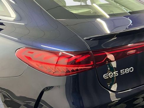 Certified 2023 Mercedes-Benz EQS 580 4MATIC Sedan image 10