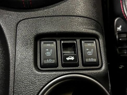 Used 2020 Nissan 370Z Coupe RWD image 29