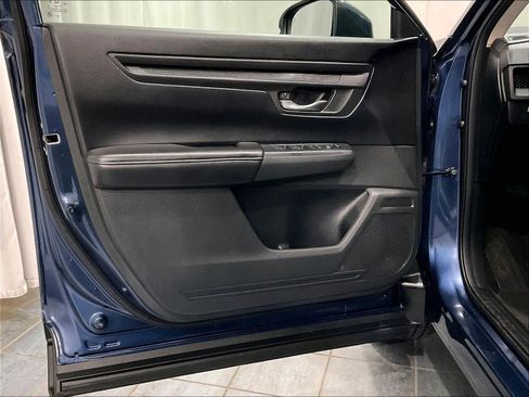 Used 2024 Honda CR-V EX image 9