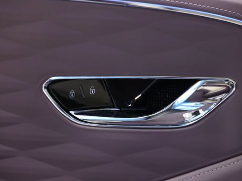 Used 2022 Bentley Flying Spur V8 AWD/4WD image 68