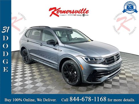 Used 2022 Volkswagen Tiguan SE R-Line image 1