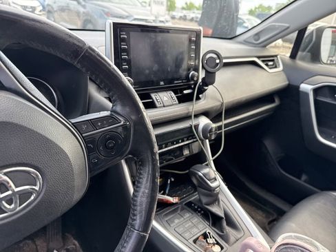 Used 2019 Toyota RAV4 XLE Premium w/ Advanced Technology Package AWD/4WD image 12