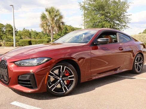 Used 2024 BMW M440i Coupe RWD image 1