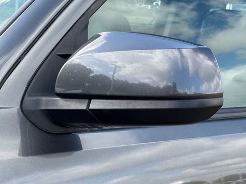 Used 2018 Toyota Tacoma SR5 RWD image 50
