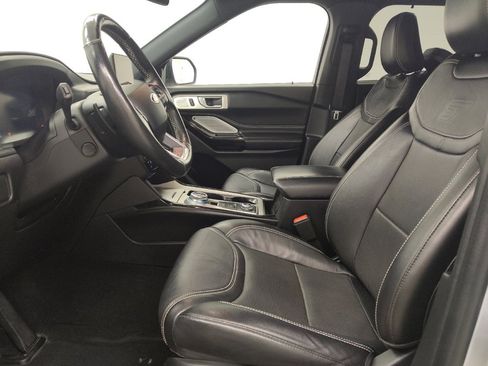 Used 2021 Ford Explorer ST w/ Equipment Group 401A AWD/4WD image 17