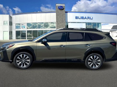 Used 2024 Subaru Outback Touring XT AWD/4WD image 9